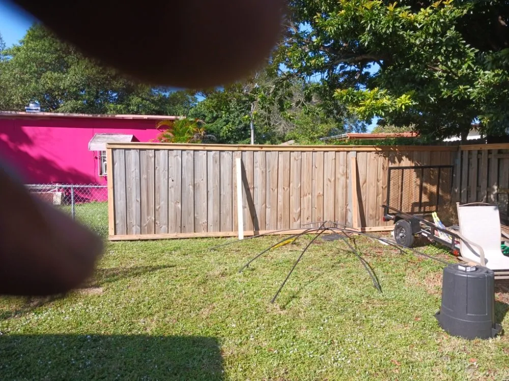 Top-rated lawn mowing service experts serving Miami, FL - Clark Cleaning Services