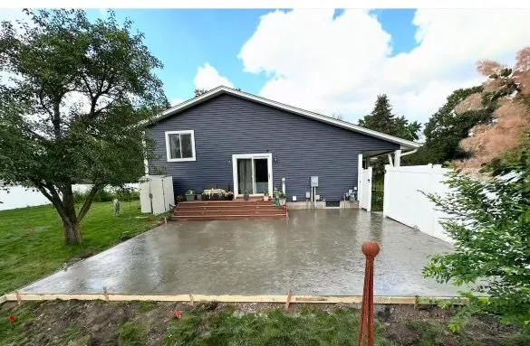 Professional garden landscaping in Elk River, MN by Clark Companies of Minnesota