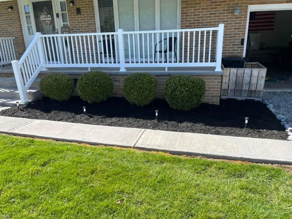 Reliable garden landscaping in Princeton, WV by Clark Cuts