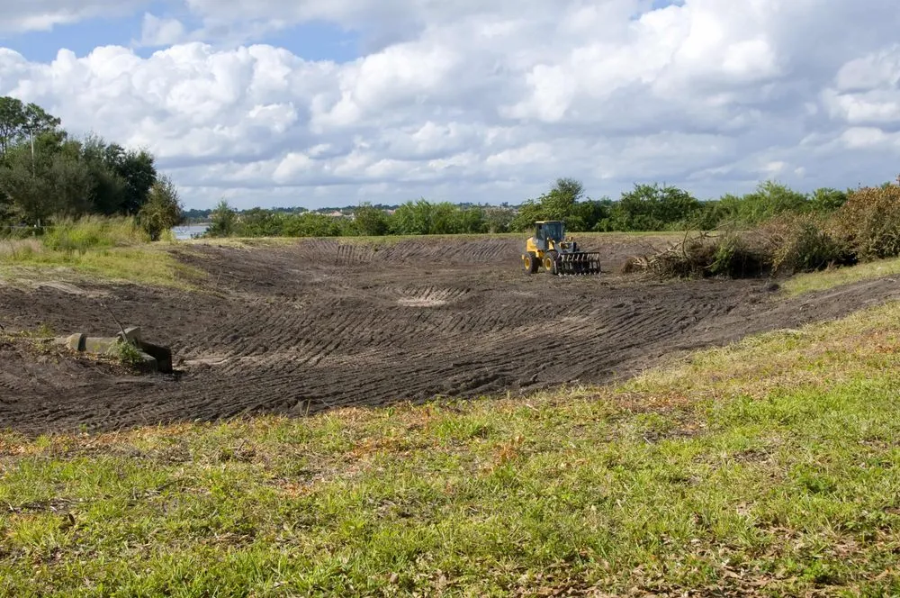 Custom garden landscaping in Richmond Hill, GA - Clark Services