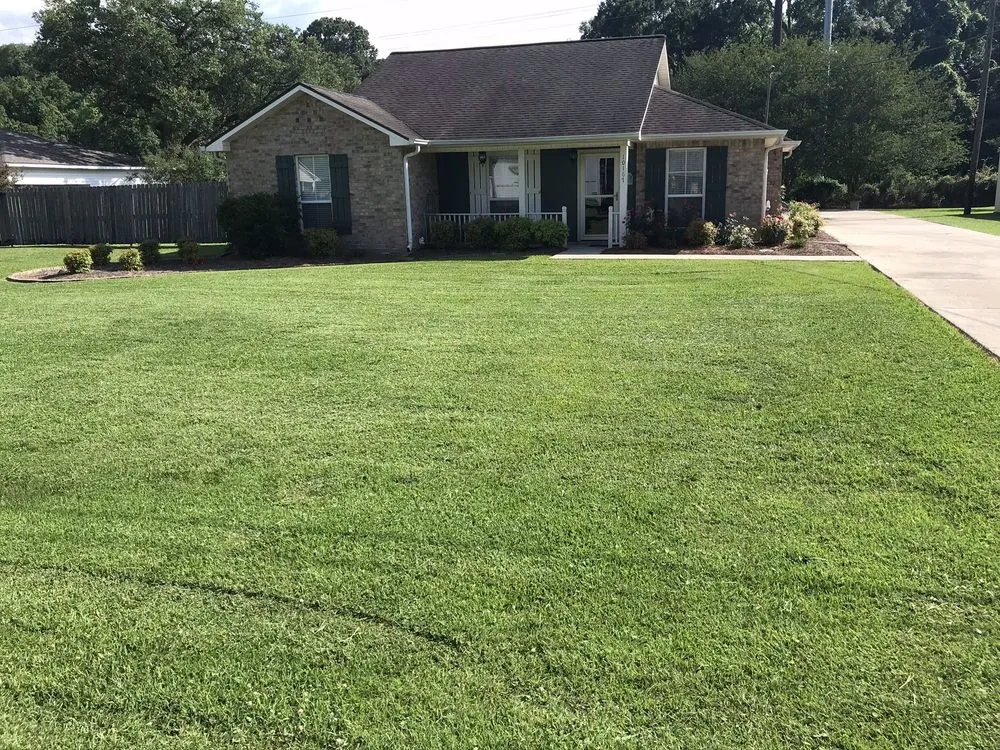 Trusted residential landscaping experts serving Gonzales, LA - Clark Unlimited