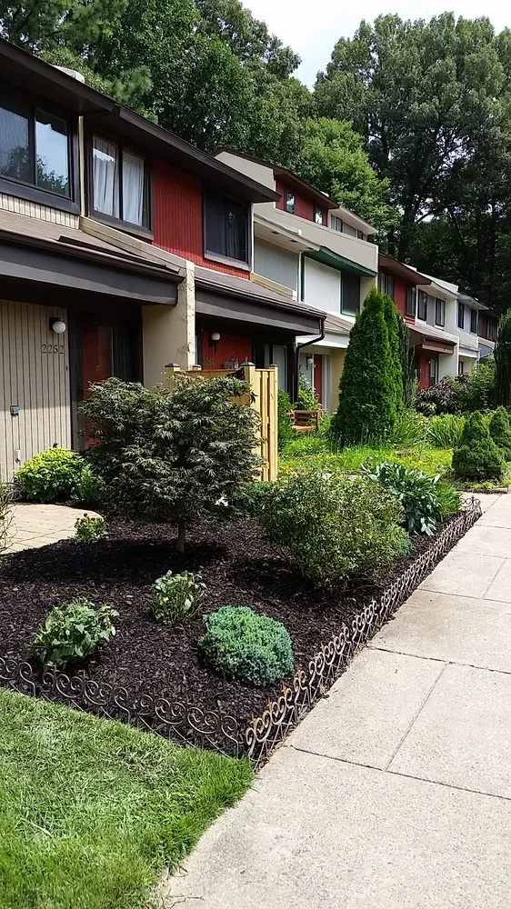 Reliable residential landscaping experts serving Falls Church, VA - Clark's Landscaping