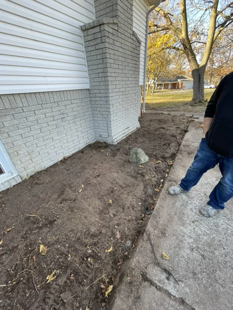 Top-rated yard maintenance in Ortonville, MI by Clark’s Tree Service LLC