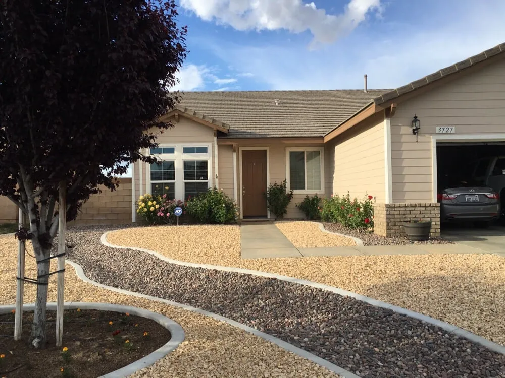 Expert yard maintenance for homes across Rosamond, CA - Classic Curb