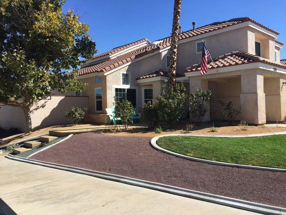 Custom garden landscaping in Rosamond, CA - Classic Curb