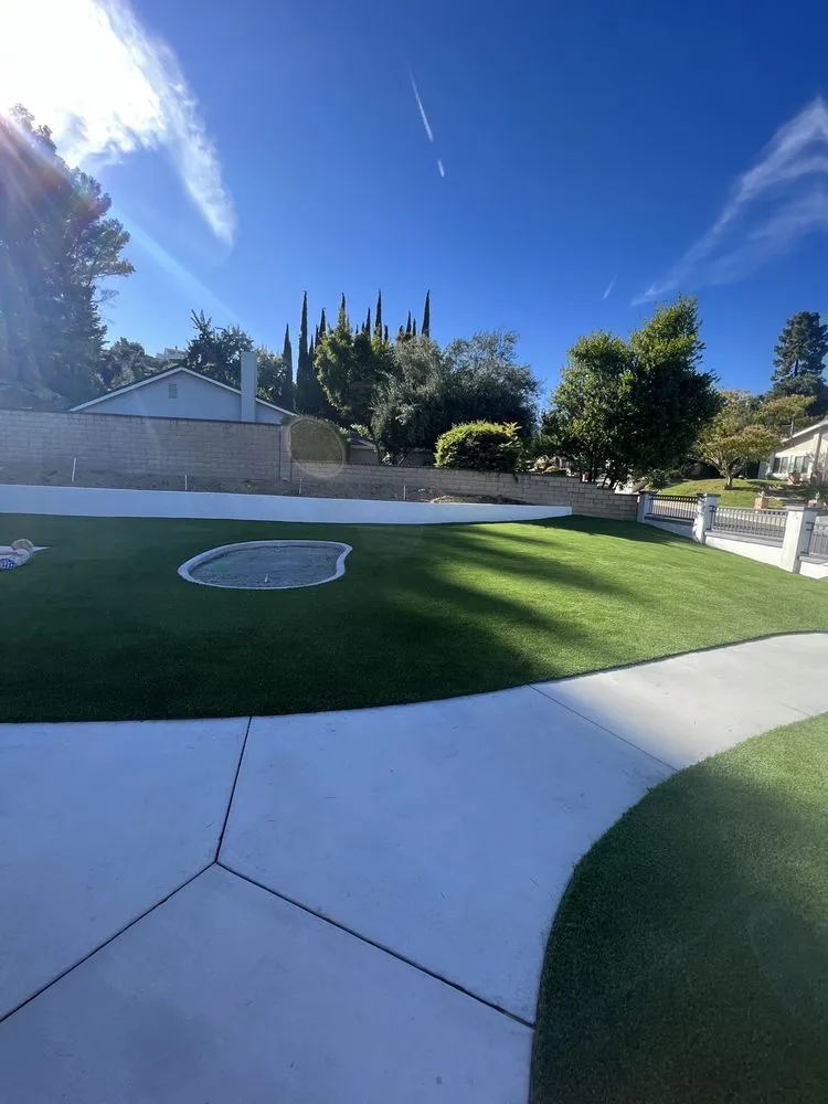 Professional residential landscaping experts serving Rosamond, CA - Classic Curb