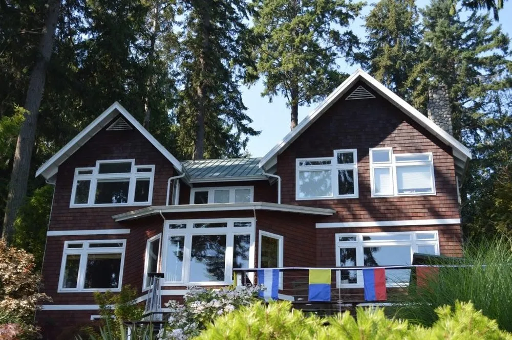 Trusted lawn care service in Poulsbo, WA by Classic Grounds Care