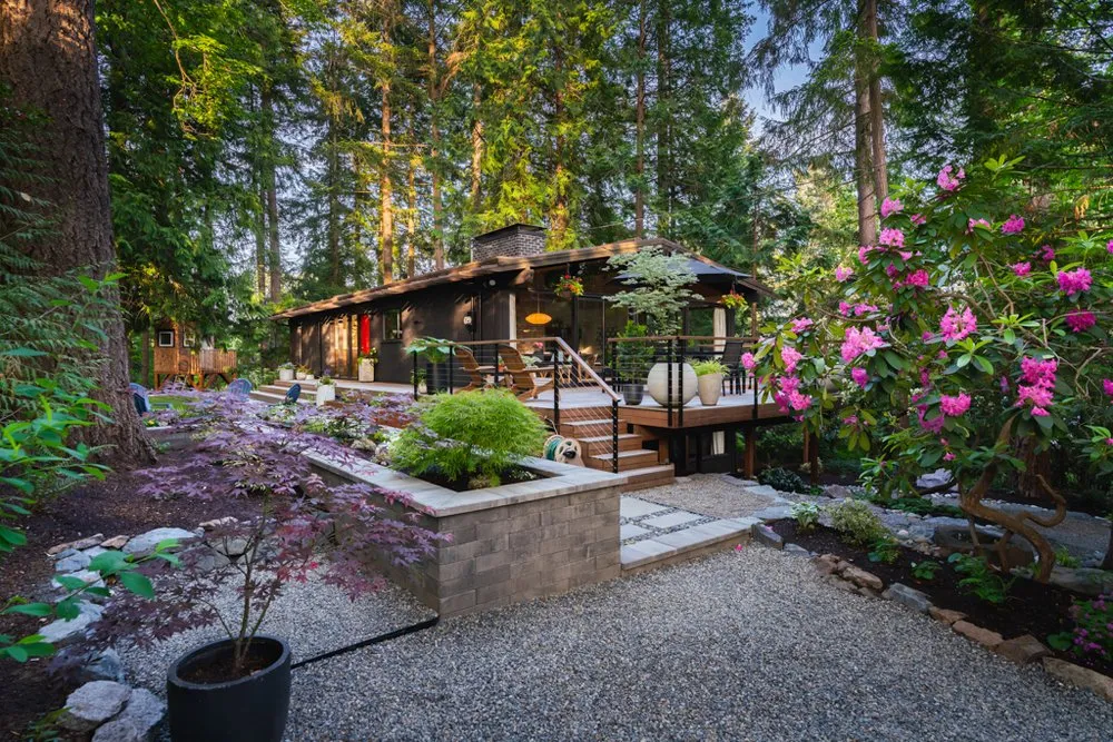 Affordable landscape design experts serving Kirkland, WA - Classic Landscaping + Nursery