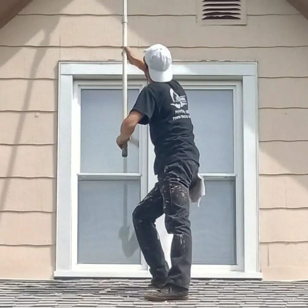 Top-rated outdoor landscaping experts serving Saginaw, MI - Classic Painting