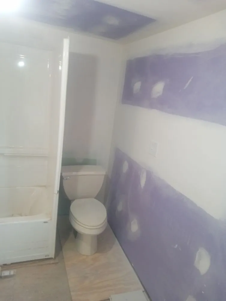 Trusted lawn mowing service in Saginaw, MI - Classic Painting