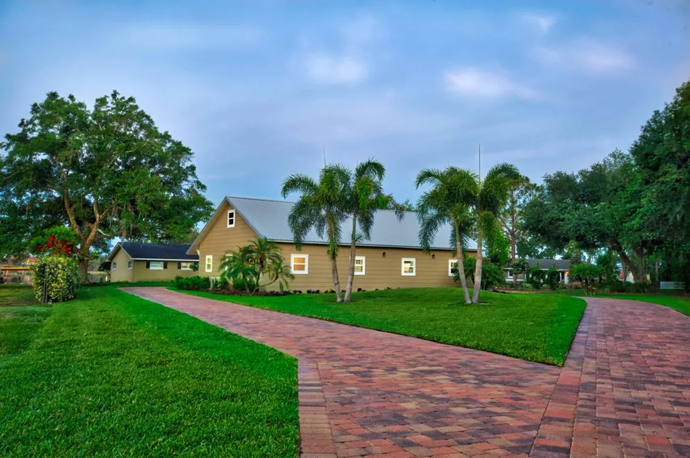 Reliable residential landscaping for outdoor upgrades in Winter Garden, FL by Classic Scape