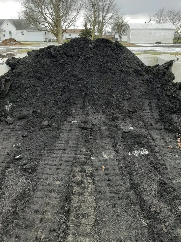 Professional residential landscaping in Tuscola, IL - ClassiCut