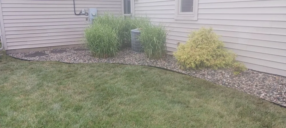 Top-rated residential landscaping experts serving Fort Wayne, IN - Claudio Gonzalez