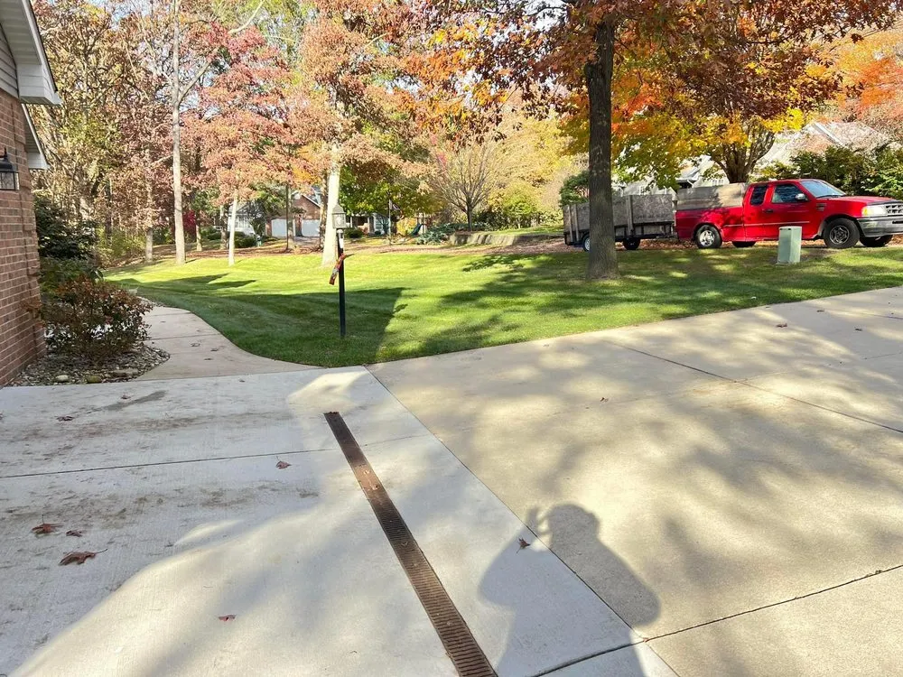 Top-rated outdoor landscaping in Rockford, IL by Claudio Martinez Landscaping