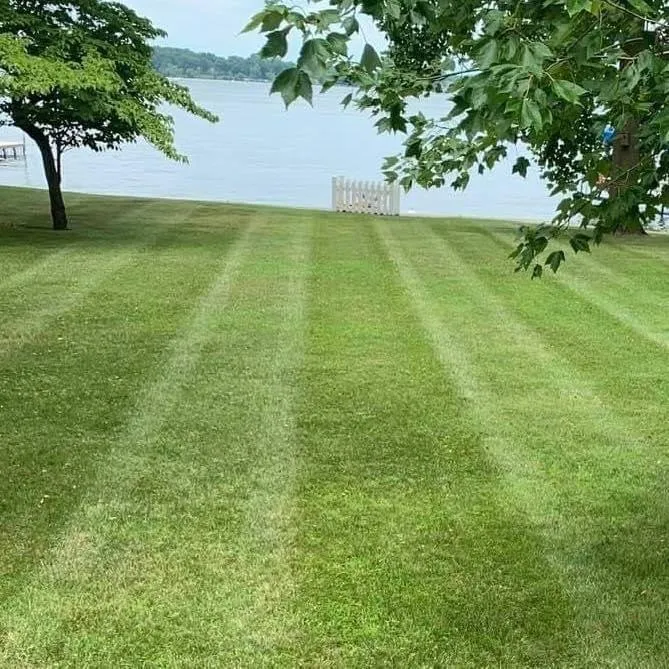 Reliable lawn mowing service in Rockford, IL by Claudio Martinez Landscaping