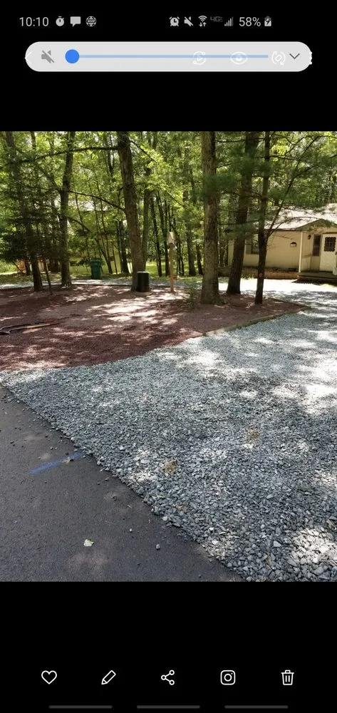 Expert yard maintenance experts serving Lake Ariel, PA - Clauss & Kellogg Land Care