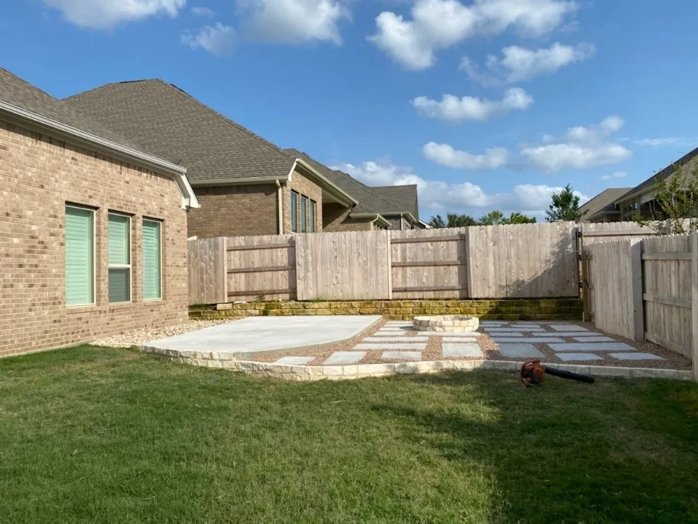 Expert yard maintenance in FAIR OAKS, TX by Clayman Outdoors