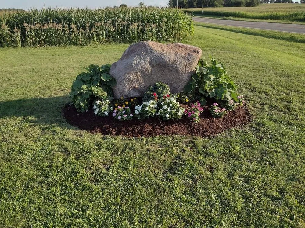 Local garden landscaping experts serving Crawfordsville, IN - Clayton Landscaping