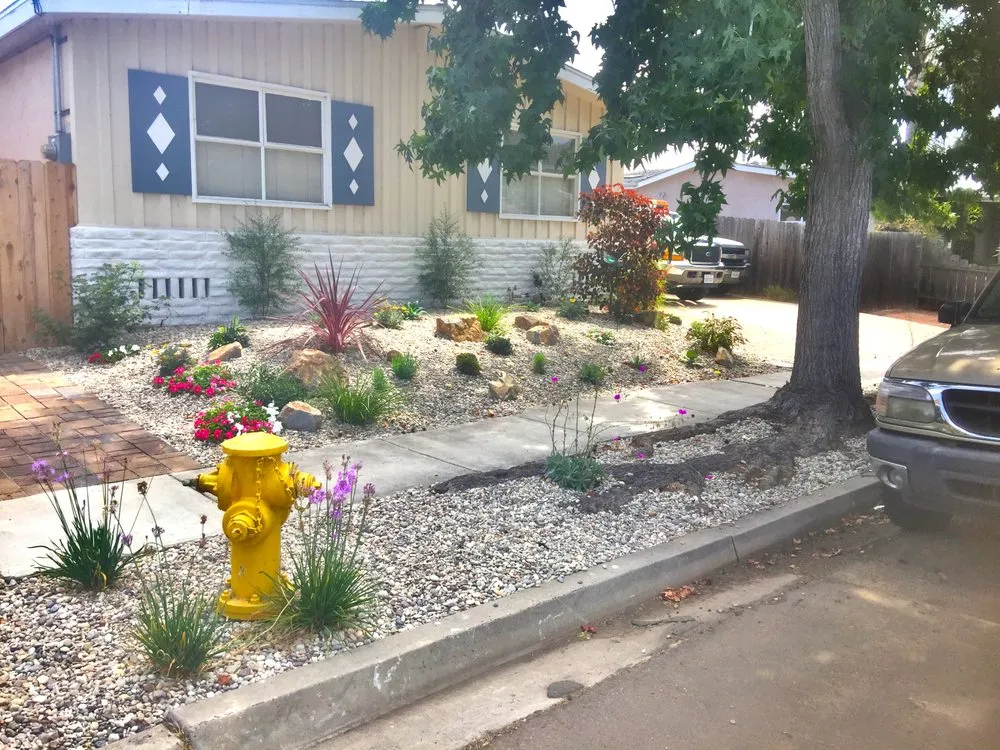 Affordable landscape design in San Diego, CA by Clayton's Garden Crafters