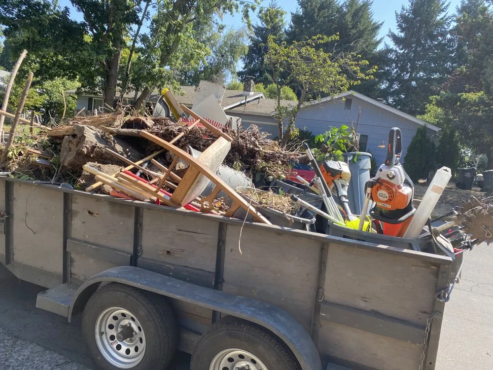 Top-rated yard maintenance for homes across Eugene, OR - Clayton’s Yard And Garden Service