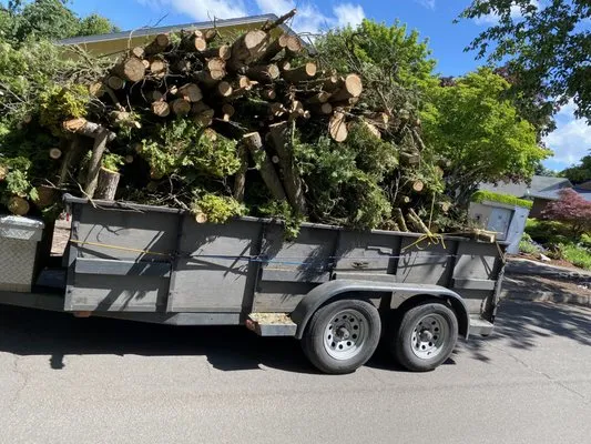 Clayton’s Yard And Garden Service Logo