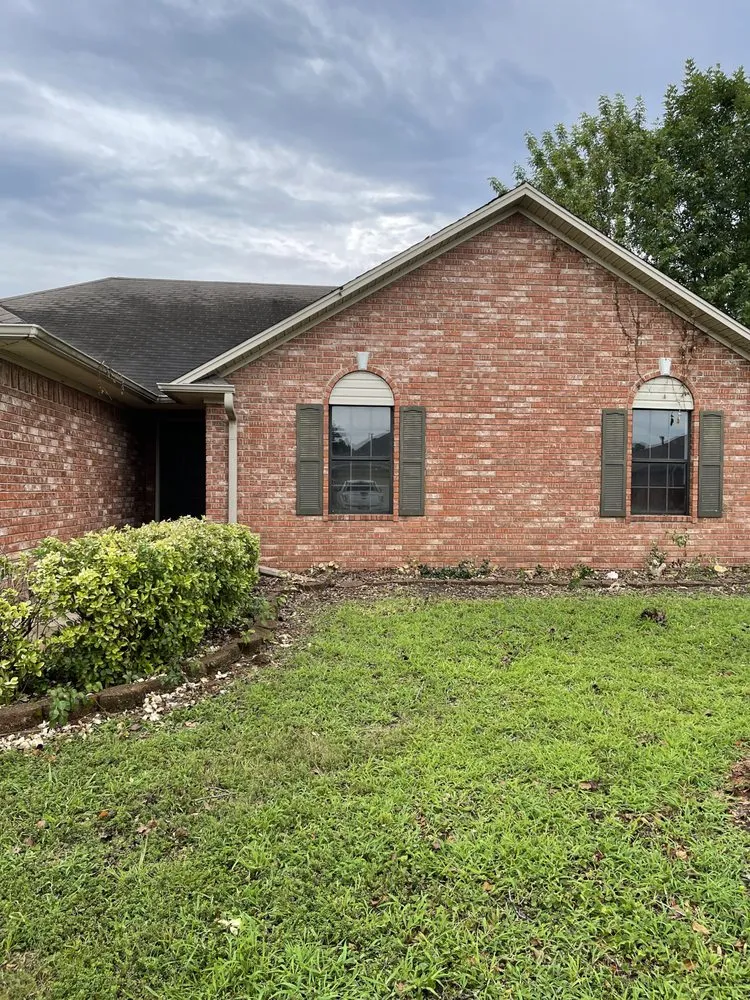 Reliable outdoor landscaping experts serving Dover, AR - Clean & Cut Residential Services