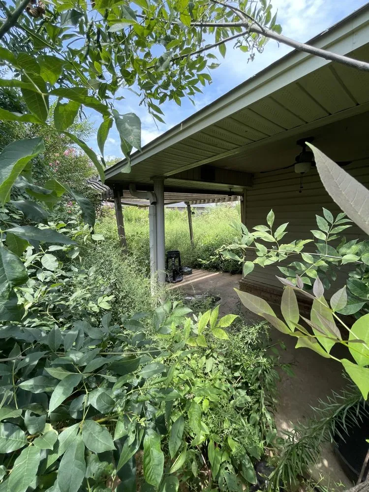 Reliable garden landscaping for beautiful yards across Dover, AR - Clean & Cut Residential Services