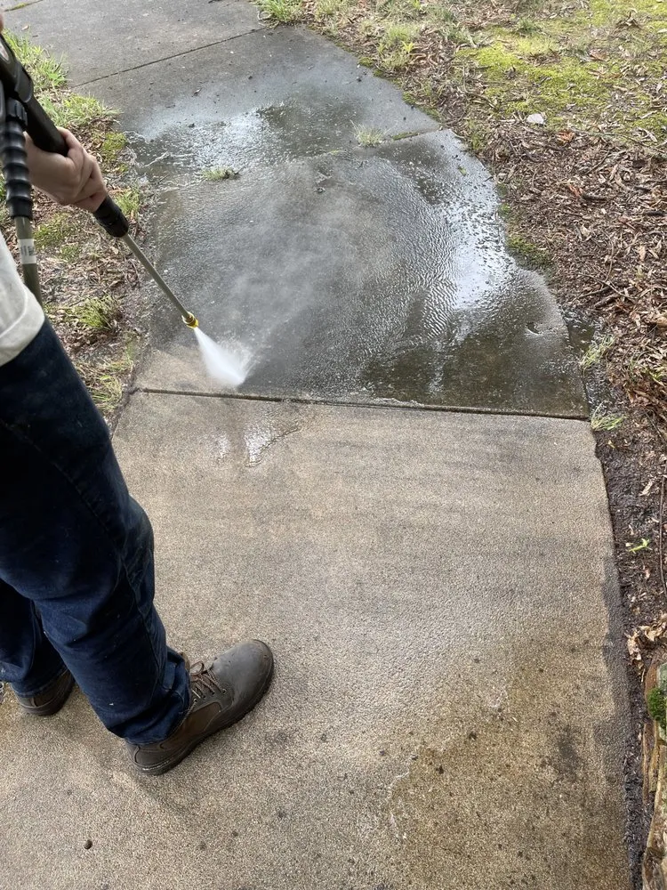 Expert garden landscaping in Dover, AR - Clean & Cut Residential Services