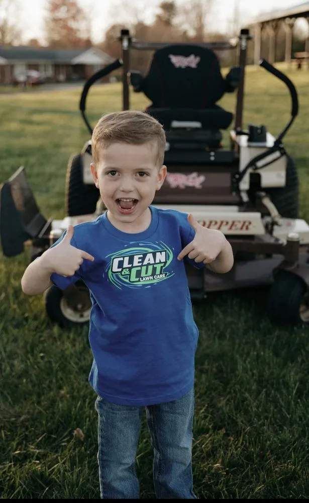 Professional residential landscaping for year-round maintenance in Richmond, KY by Clean & Cut