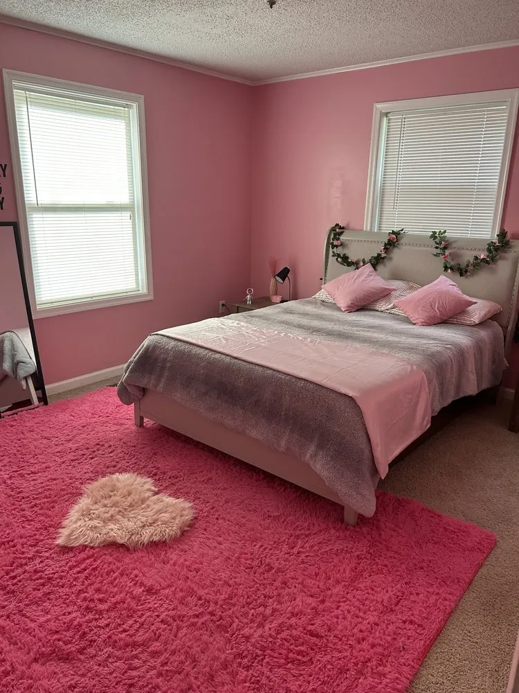 Affordable yard cleanup service experts serving Norfolk, VA - Clean & Fresh Cleaning Service