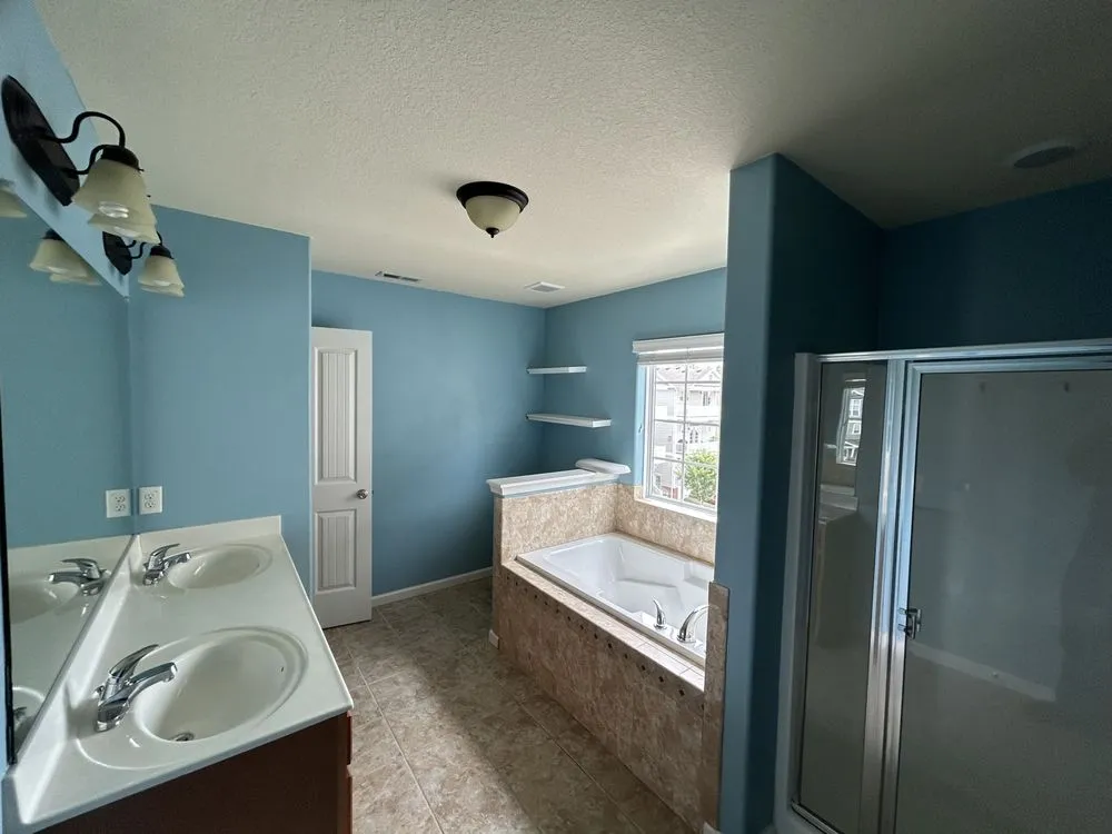 Affordable residential landscaping in Norfolk, VA by Clean & Fresh Cleaning Service