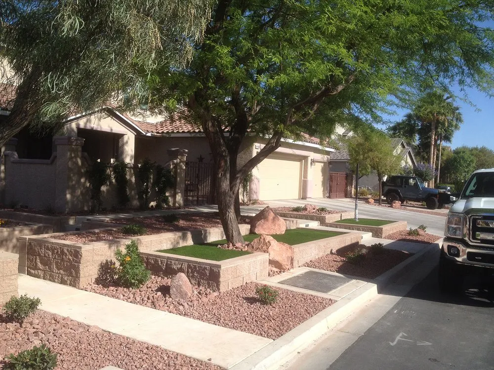 Trusted garden landscaping in Las Vegas, NV by Clean & Green Landscape