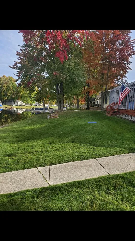 Professional outdoor landscaping in Denton Township, MI - Clean & Green Lawncare
