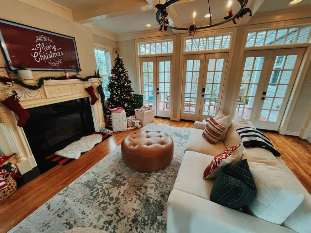 Expert lawn mowing service for beautiful yards across Newberg, OR - Clean & Green Solutions