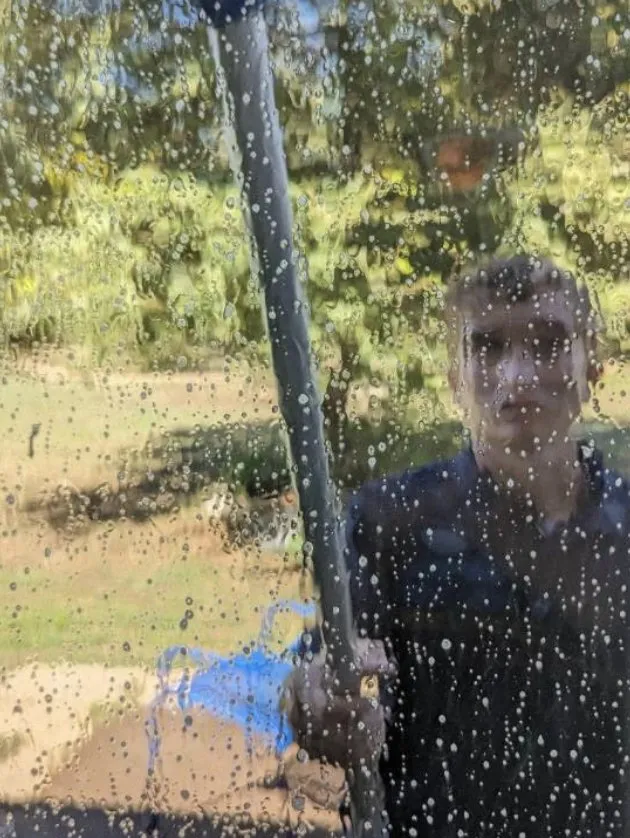 Affordable lawn mowing service experts serving Cedar Park, TX - Clean & Simple Exteriors