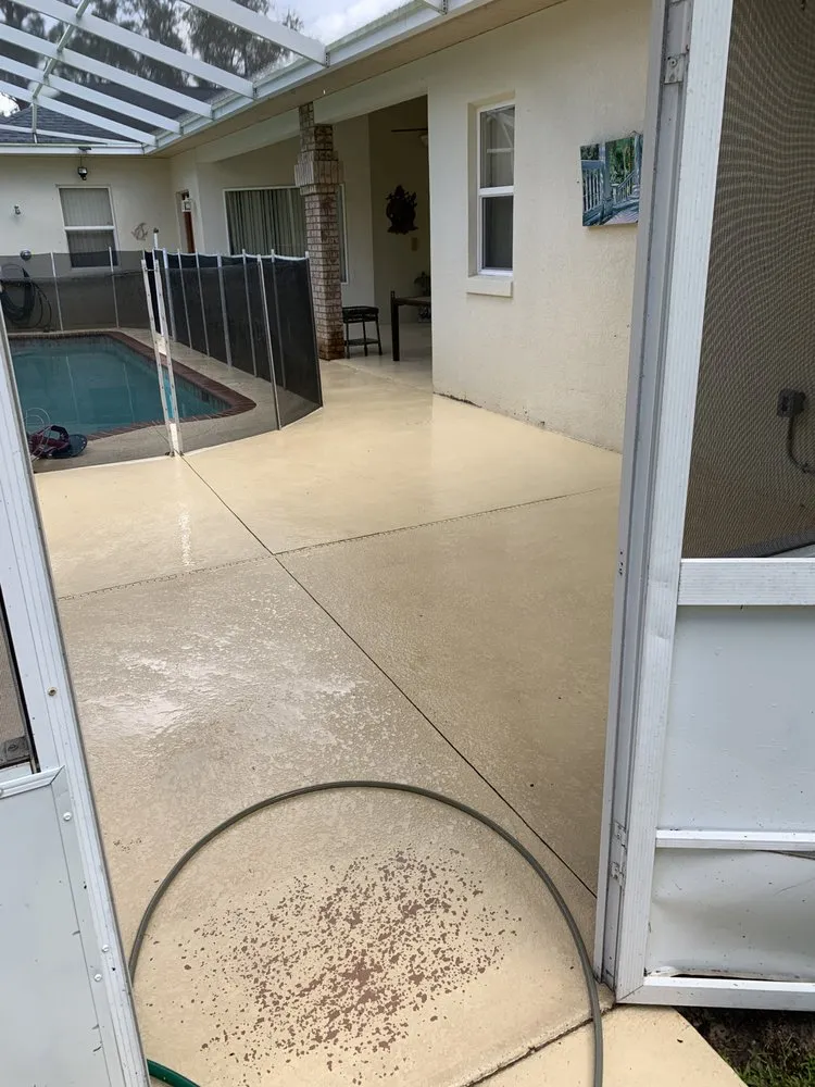 Professional landscape design for beautiful yards in Crystal River, FL by Clean & Simple Services