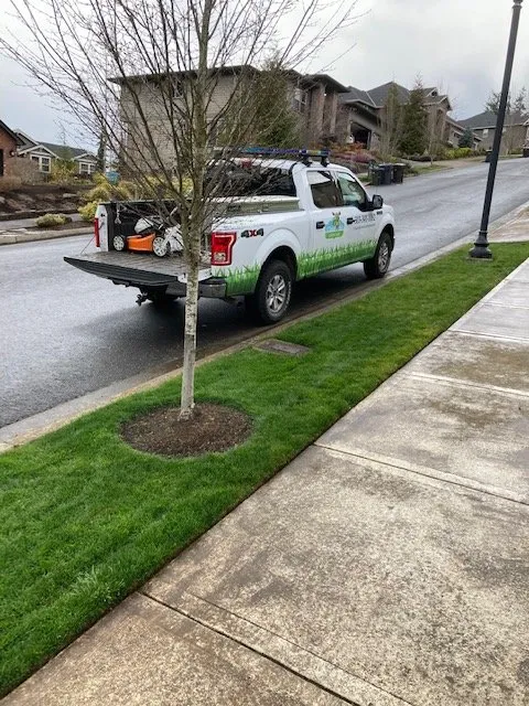 Trusted lawn mowing service experts serving Oregon City, OR - Clean Air Lawn Care - Oregon City