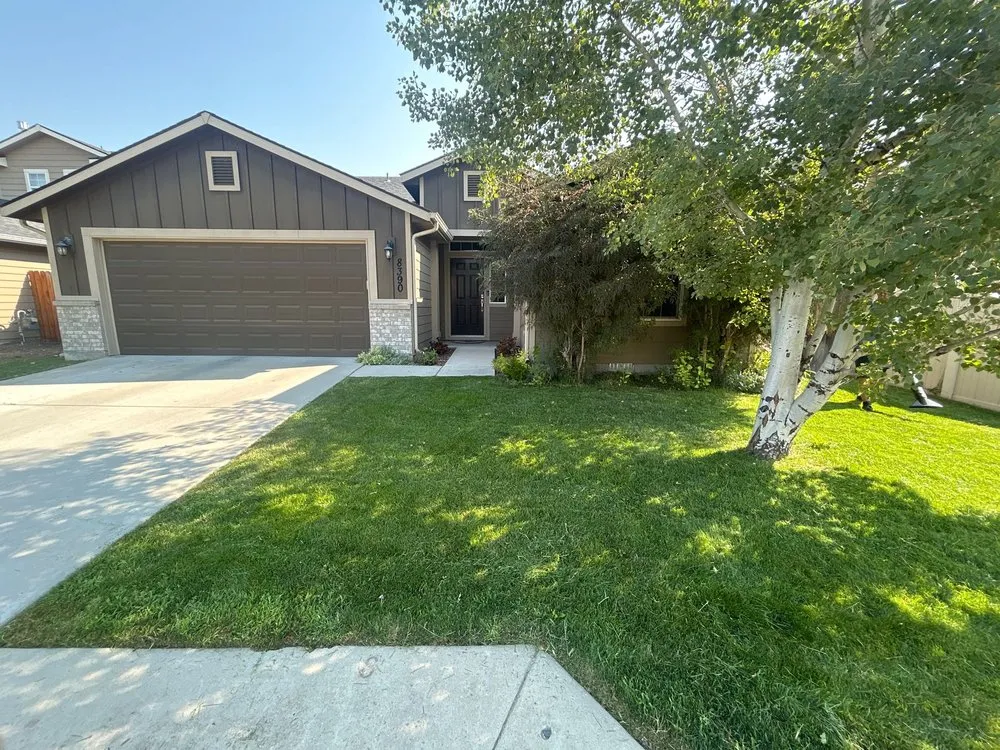 Professional yard maintenance for year-round maintenance across Louisville, KY - Clean Air Lawn Care- Louisville