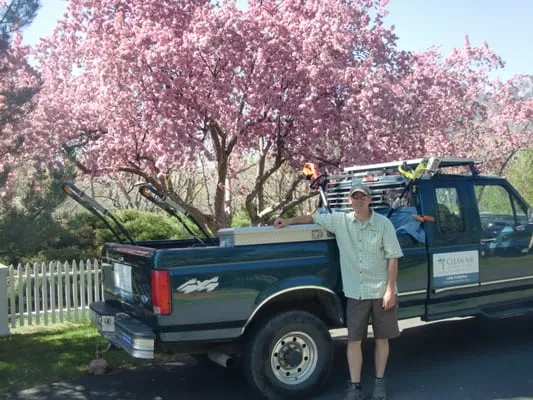 Clean Air Lawn Care Logo