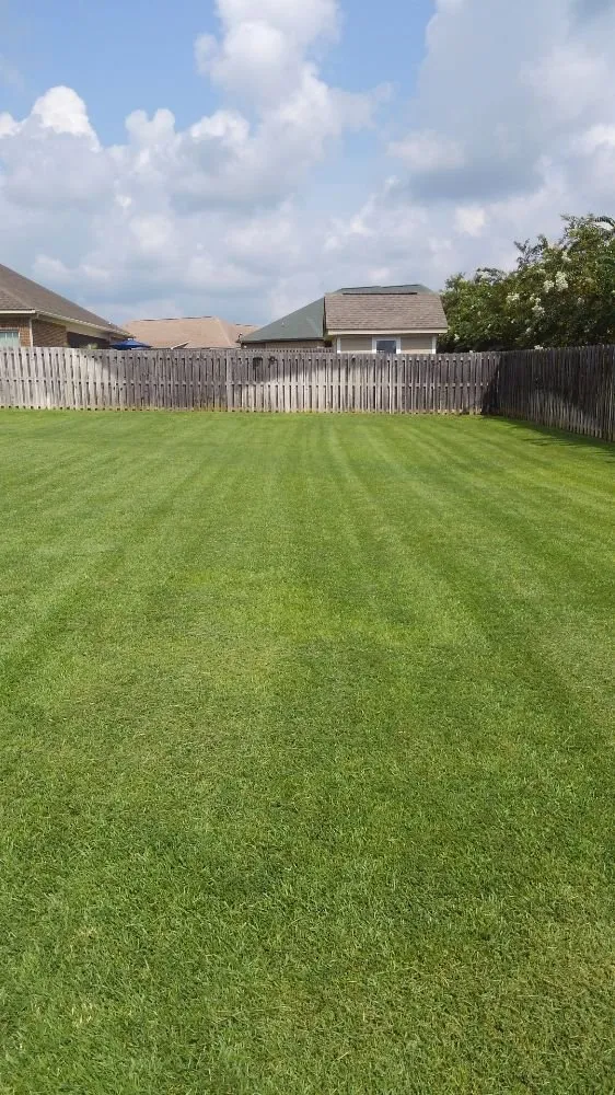 Reliable garden landscaping in Daleville, AL by Clean Air Lawn Care