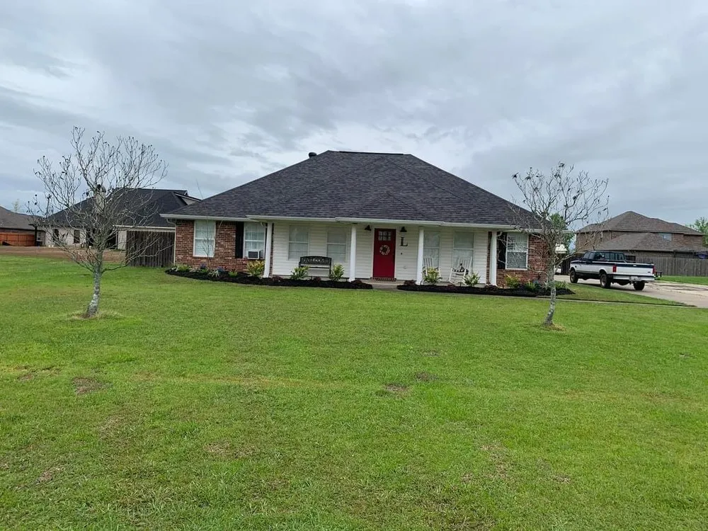 Reliable landscaping services in Sulphur, LA by Clean and Cuts Services