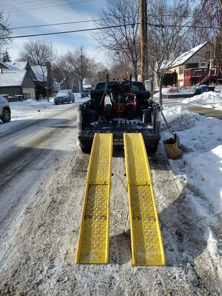 Top-rated garden landscaping for beautiful yards across Minneapolis, MN - Clean and Pristine Yard and Snow