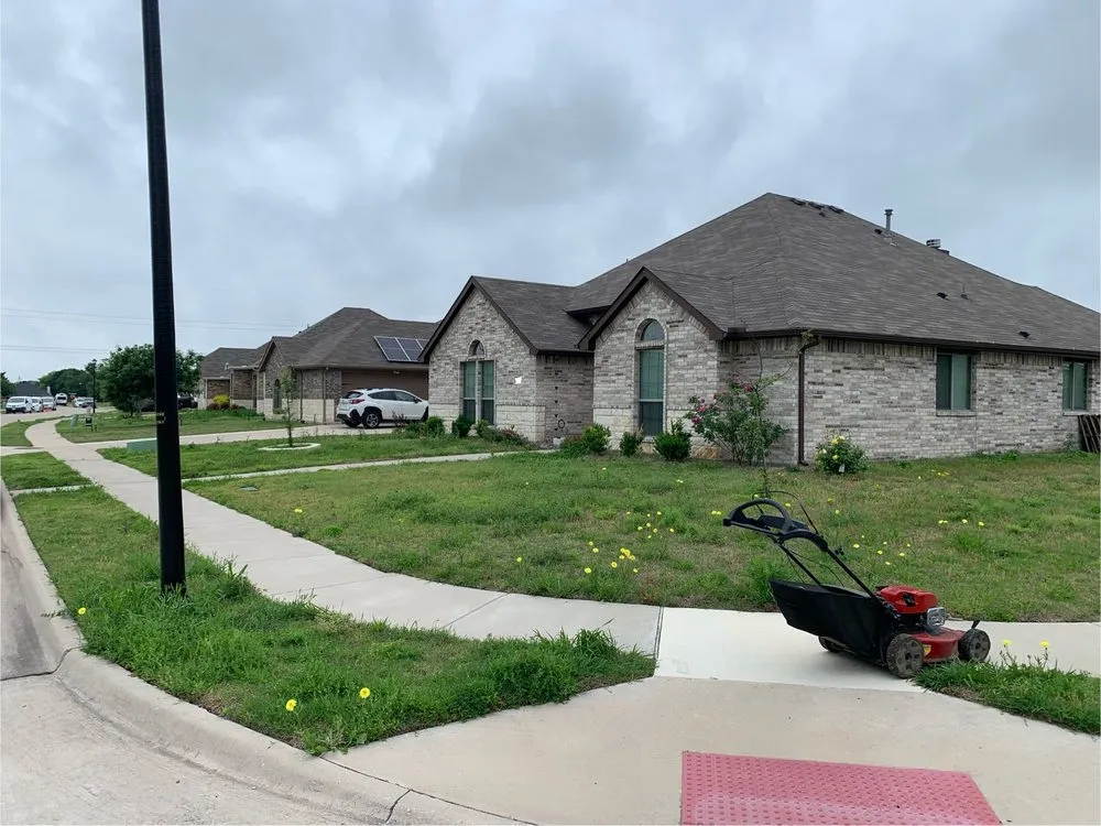 Local lawn care service experts serving Royse City, TX - Clean As A Whistle Lawn Care