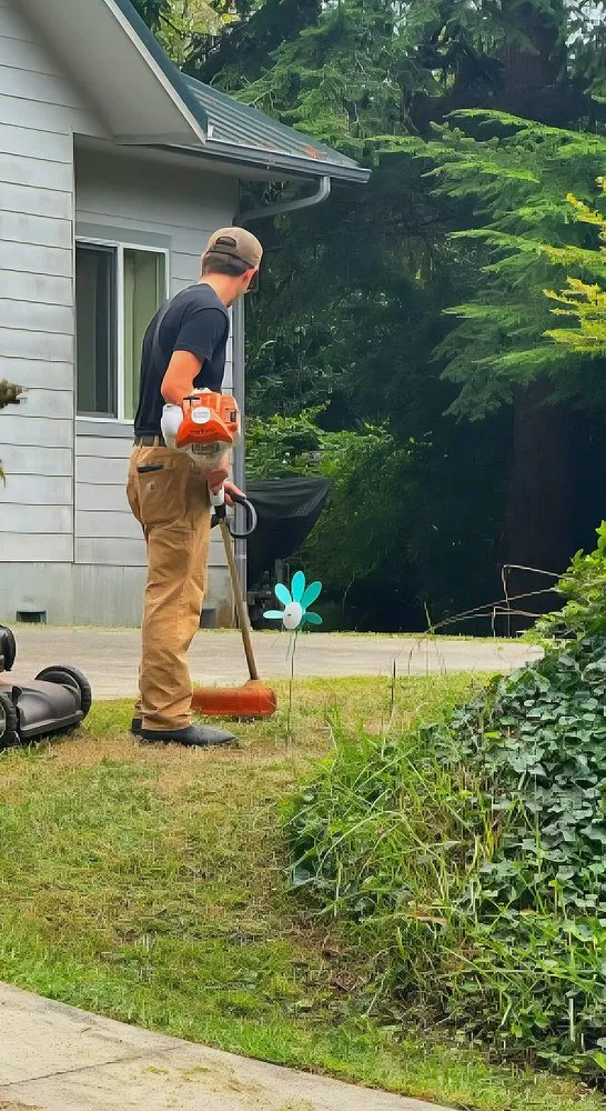 Top-rated lawn mowing service experts serving North Bend, OR - Clean Coast Eco Wash & Landscaping