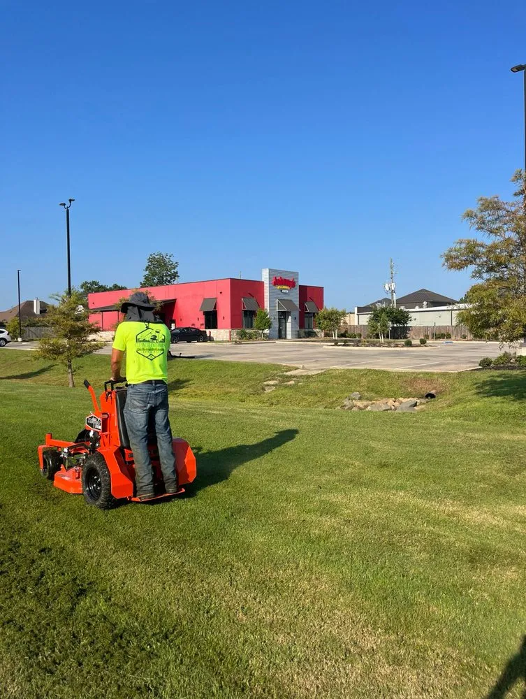 Affordable yard maintenance experts serving Shreveport, LA - Clean Cut Exteriors