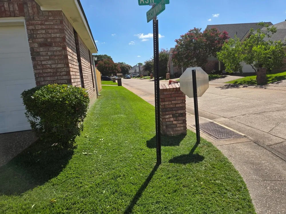 Custom lawn care service near you in Shreveport, LA by Clean Cut Exteriors