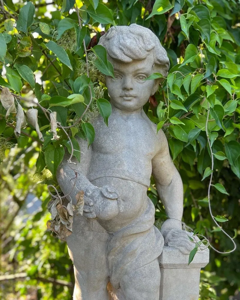 Top-rated garden landscaping for beautiful yards in Kenner, LA by Clean Cut Landscape Co.