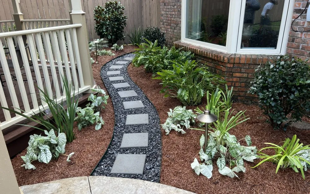 Top-rated outdoor landscaping in Kenner, LA by Clean Cut Landscape Co.