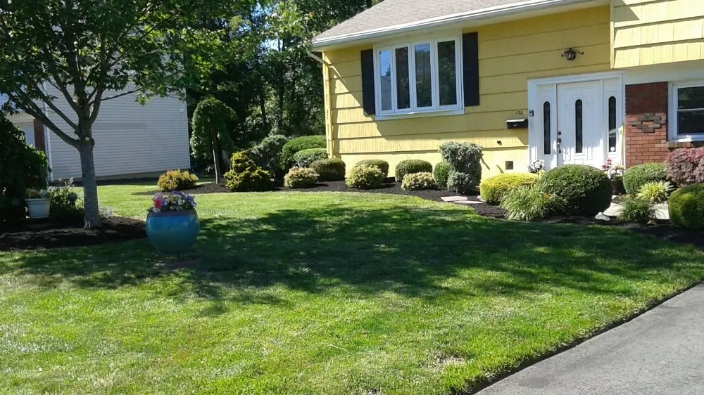 Trusted residential landscaping experts serving Bridgewater, NJ - Clean Cut Landscape Services