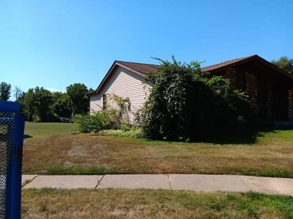 Top-rated yard cleanup service in Saint Charles, MO by Clean Cut Landscaping and Tree Services